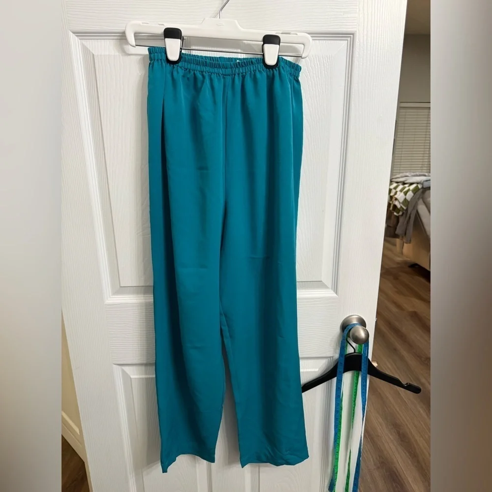 Vintage Victoria’s Secret Satin Lounge Set Teal Double Breasted gold label small